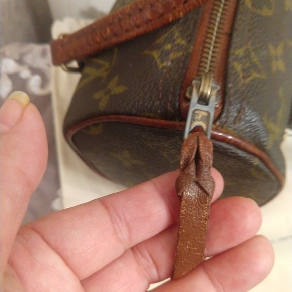 Louis Vuitton Monogram Papillon 19 - Picture 10 of 13